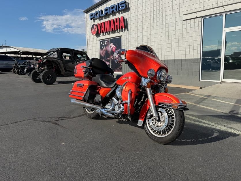 2012 Harley-Davidson® Electra Glide® Ultra Classic MOTORCYCLE