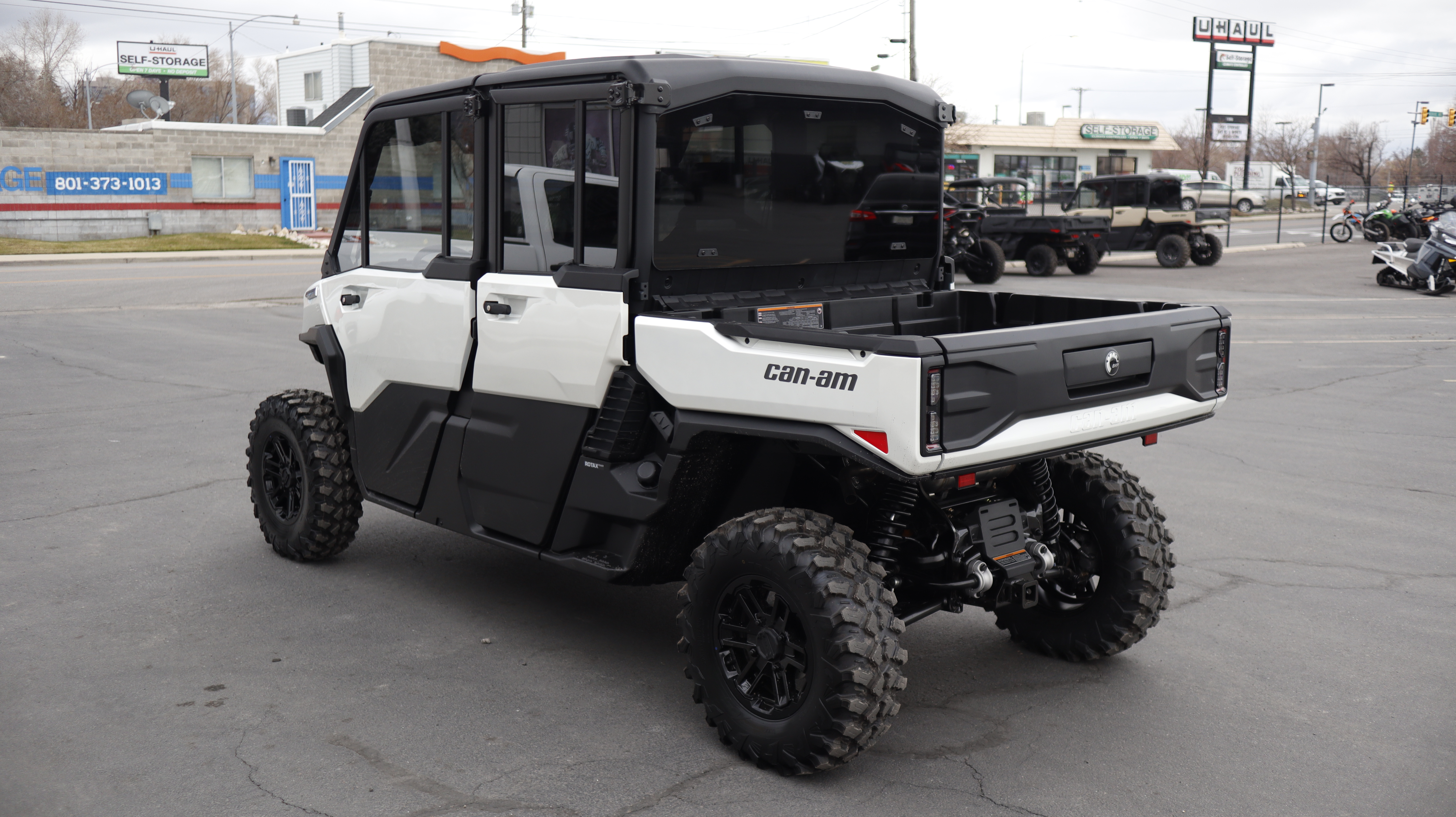 2027 CAN-AM Defender MAX Limited HD11 UTV