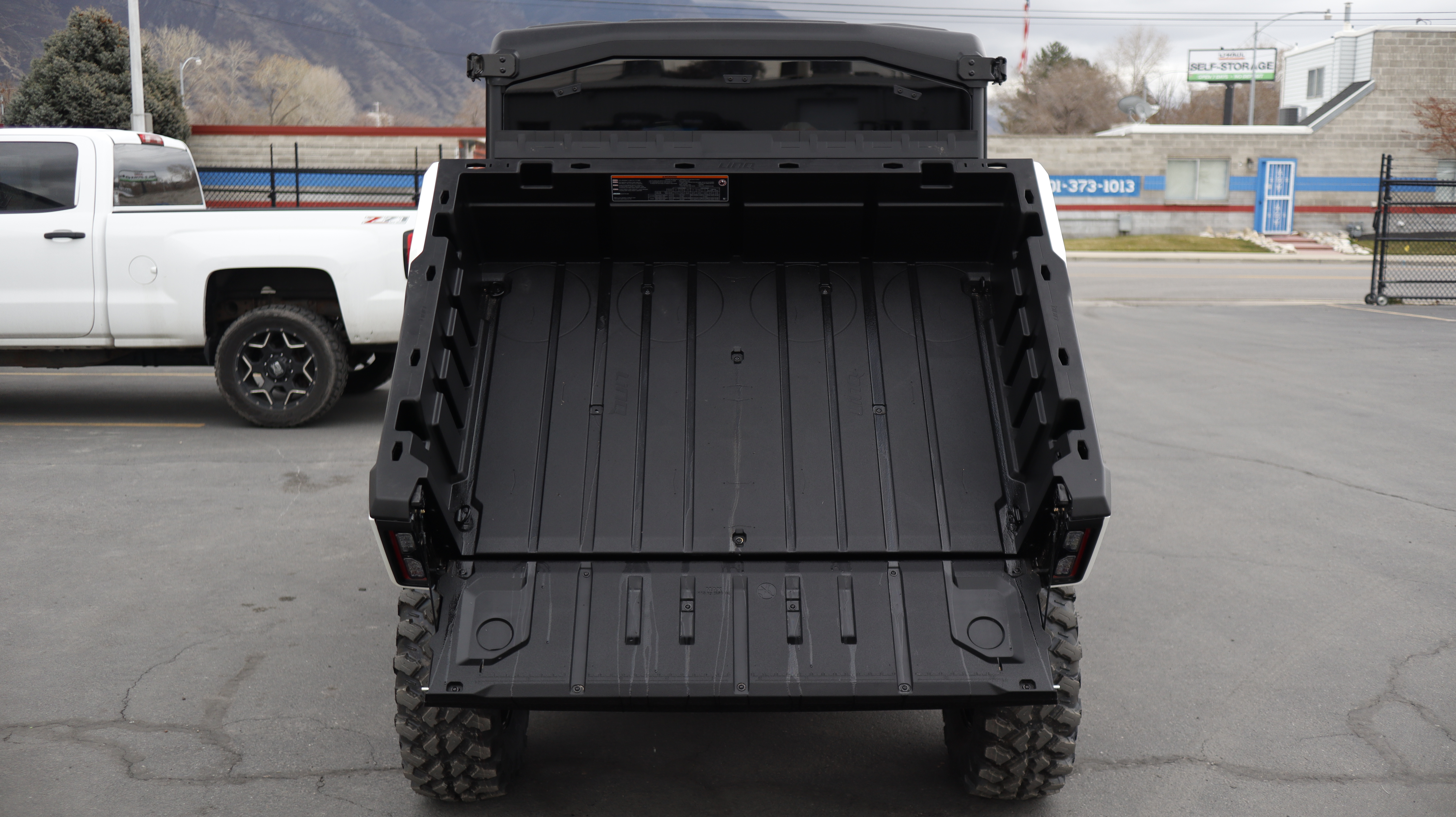 2027 CAN-AM Defender MAX Limited HD11 UTV