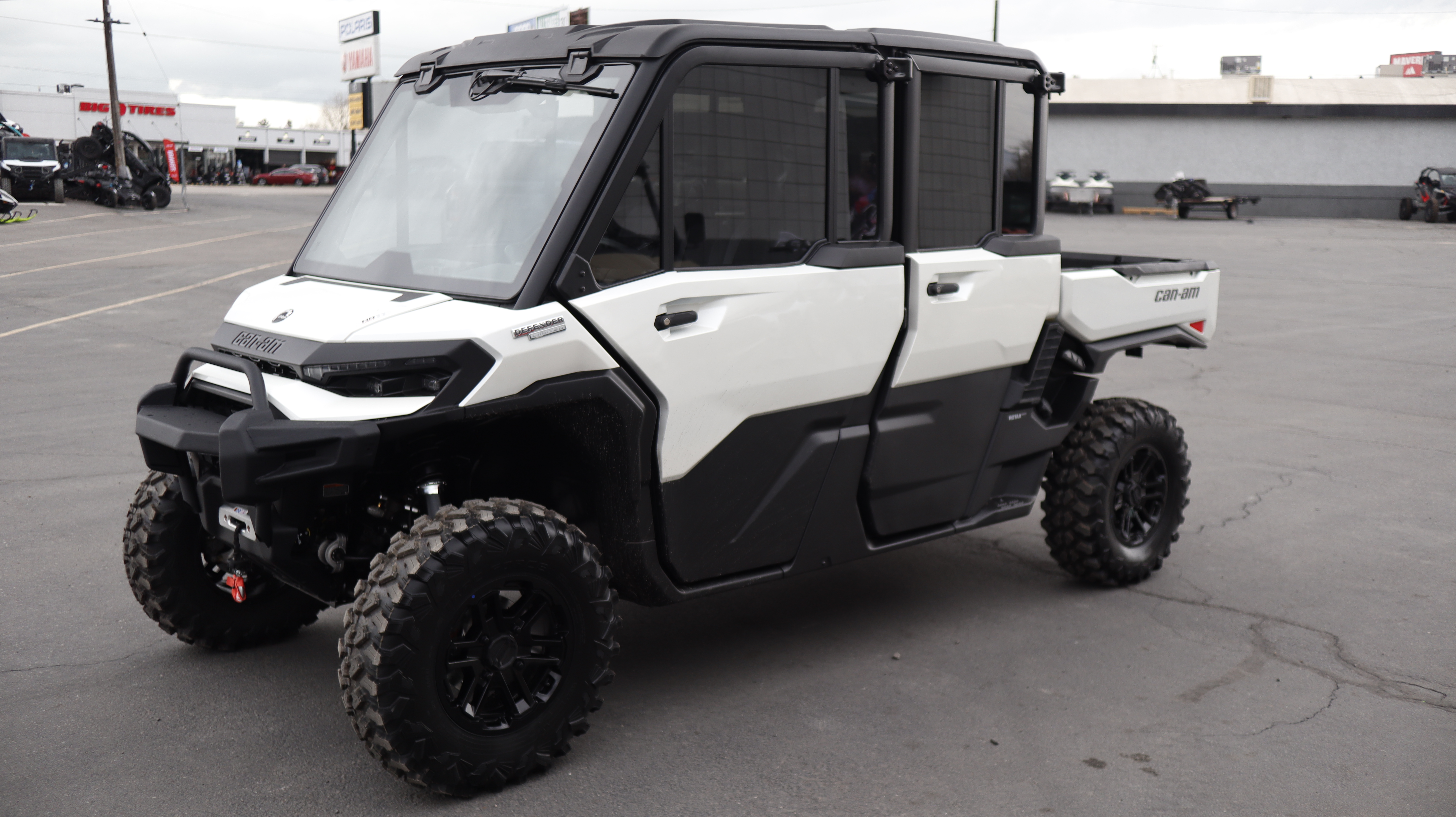 2027 CAN-AM Defender MAX Limited HD11 UTV