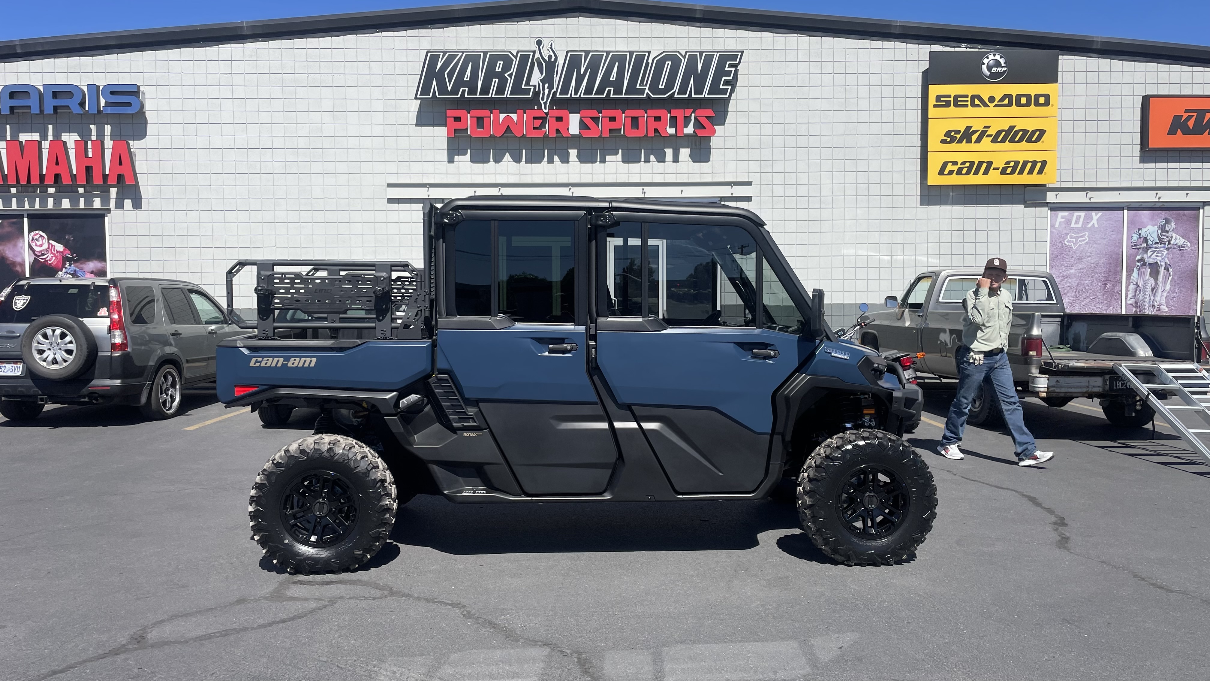 2027 CAN-AM Defender XU MAX Limited UTV