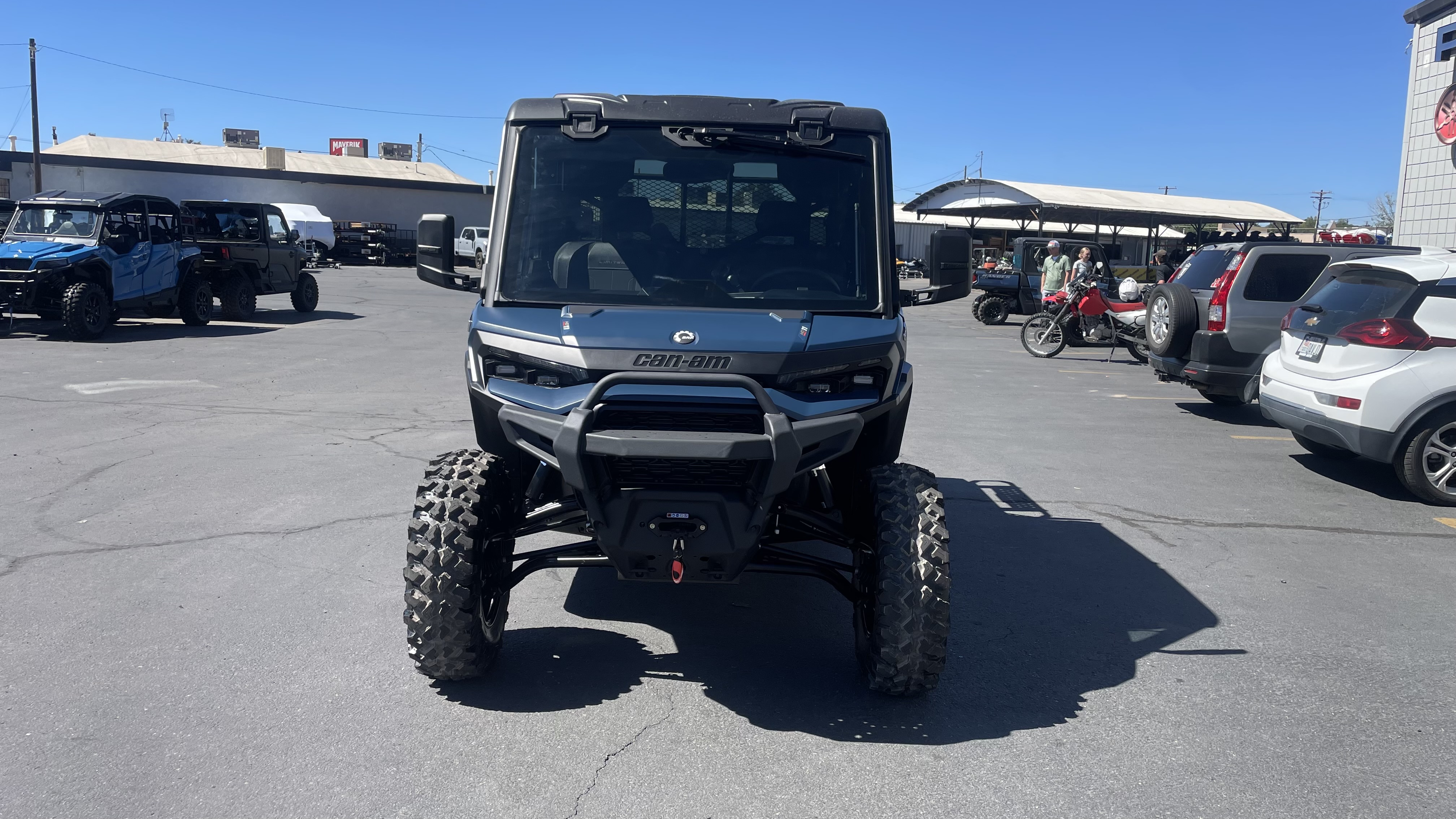 2027 CAN-AM Defender XU MAX Limited UTV