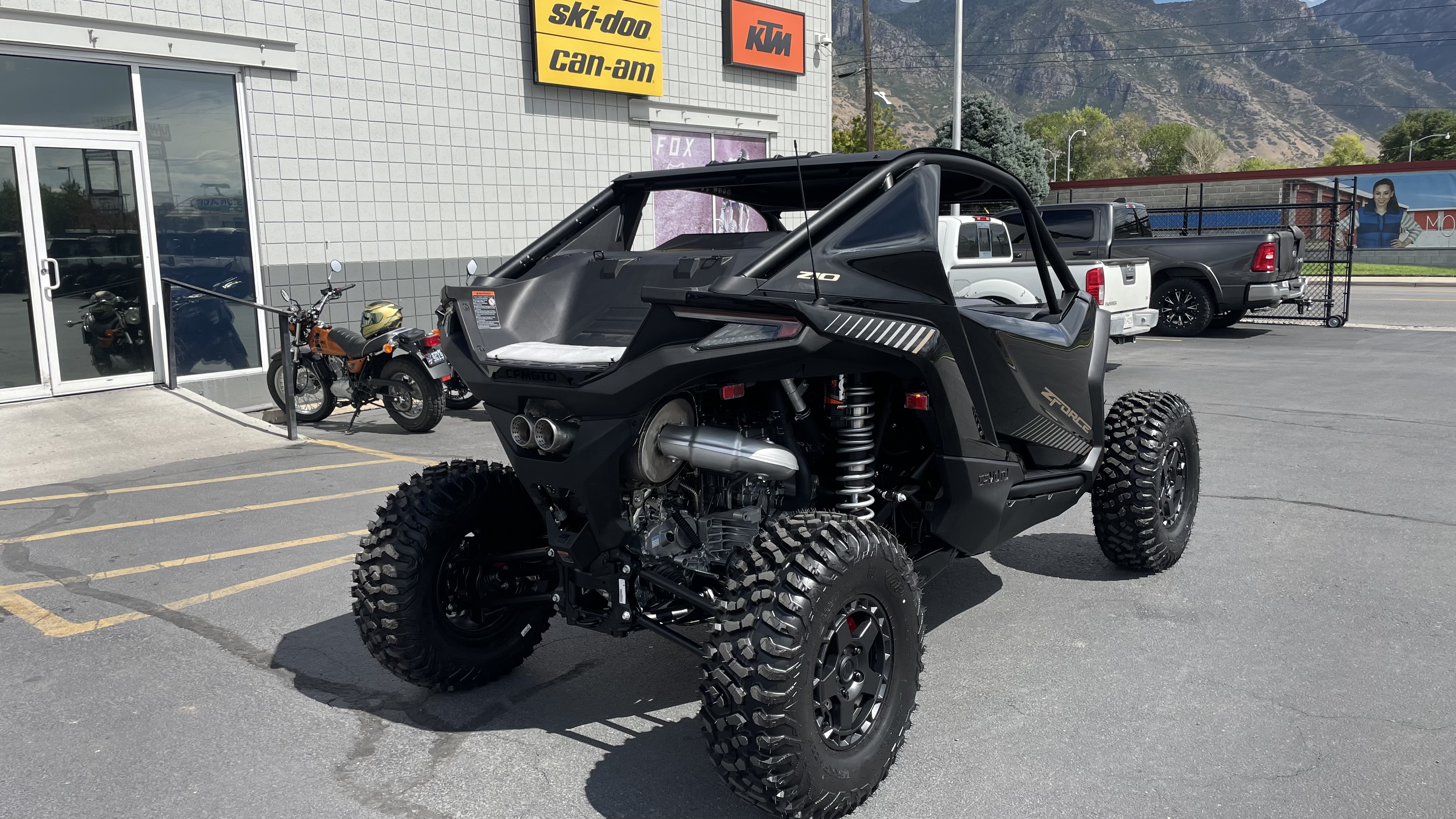2027 CFMOTO ZFORCE Z10 UTV