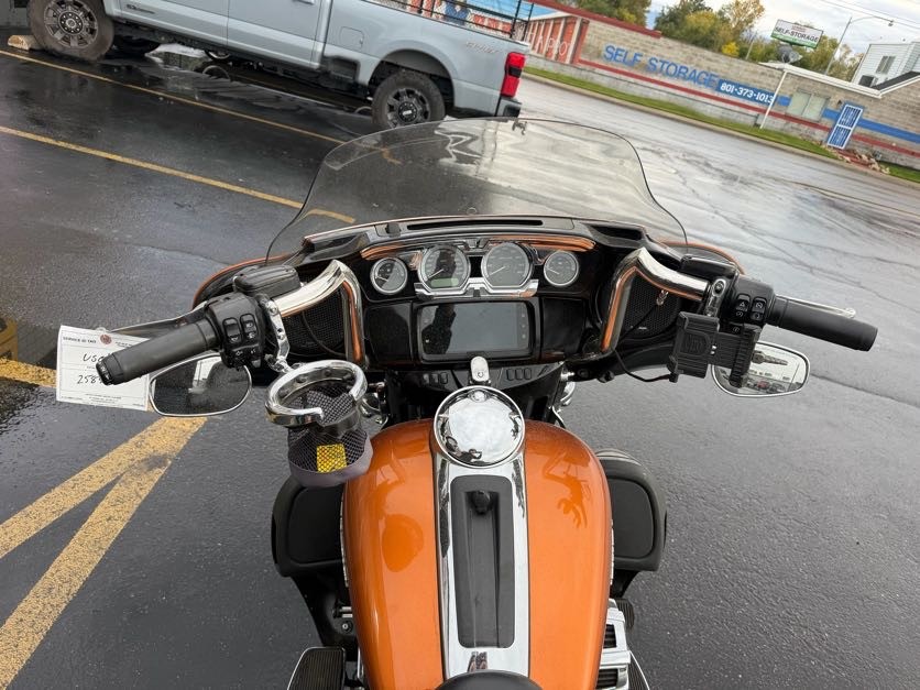 2014 Harley-Davidson® Ultra Limited MOTORCYCLE