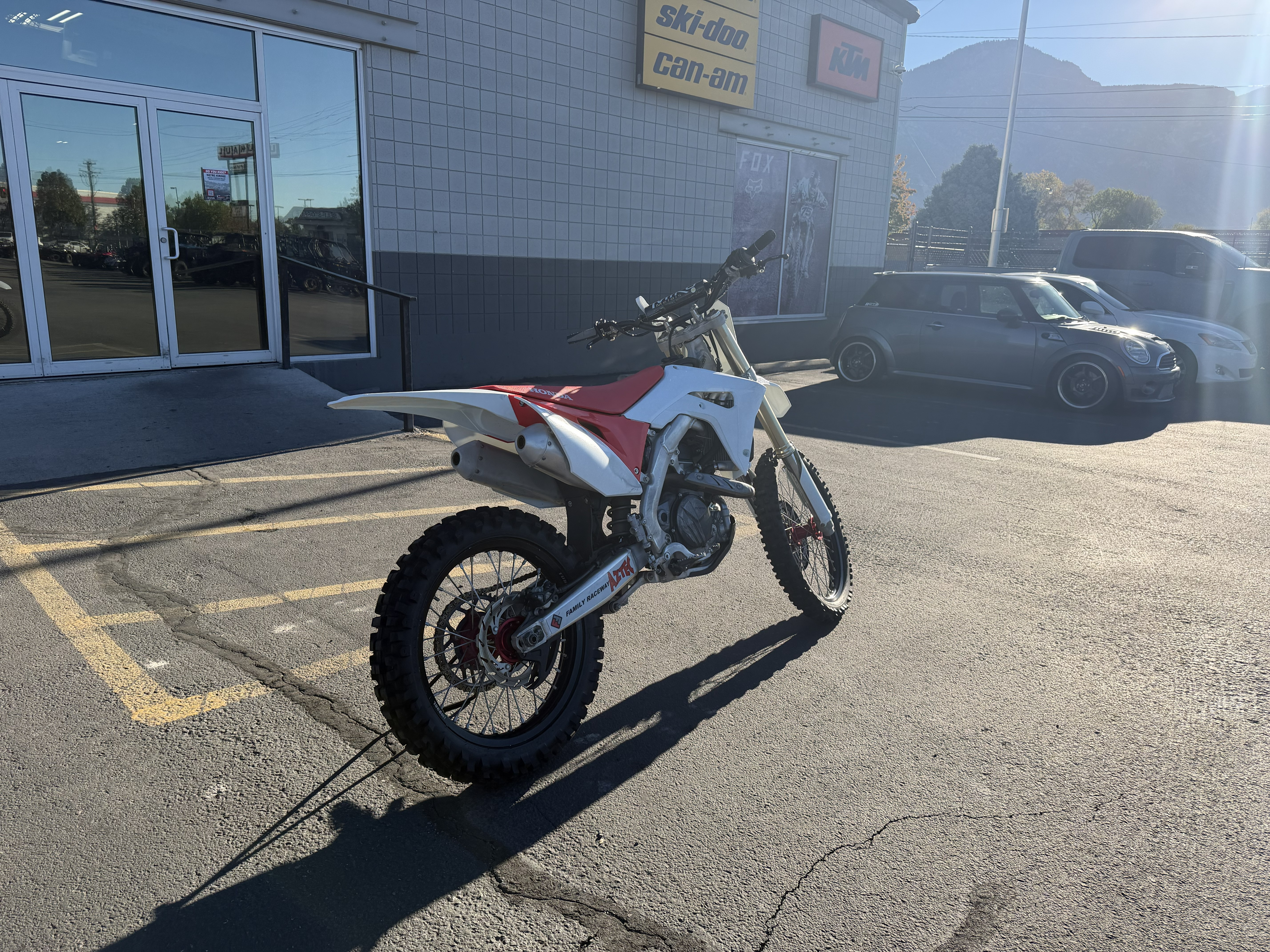 2018 Honda CRF450R DIRT BIKE