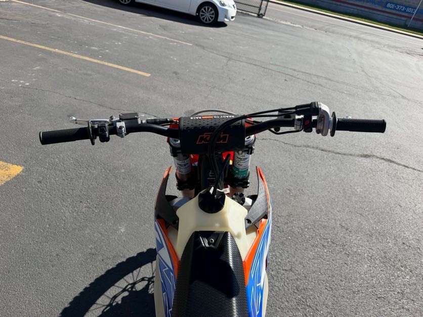 2025 KTM 350 XC-F DIRT BIKE
