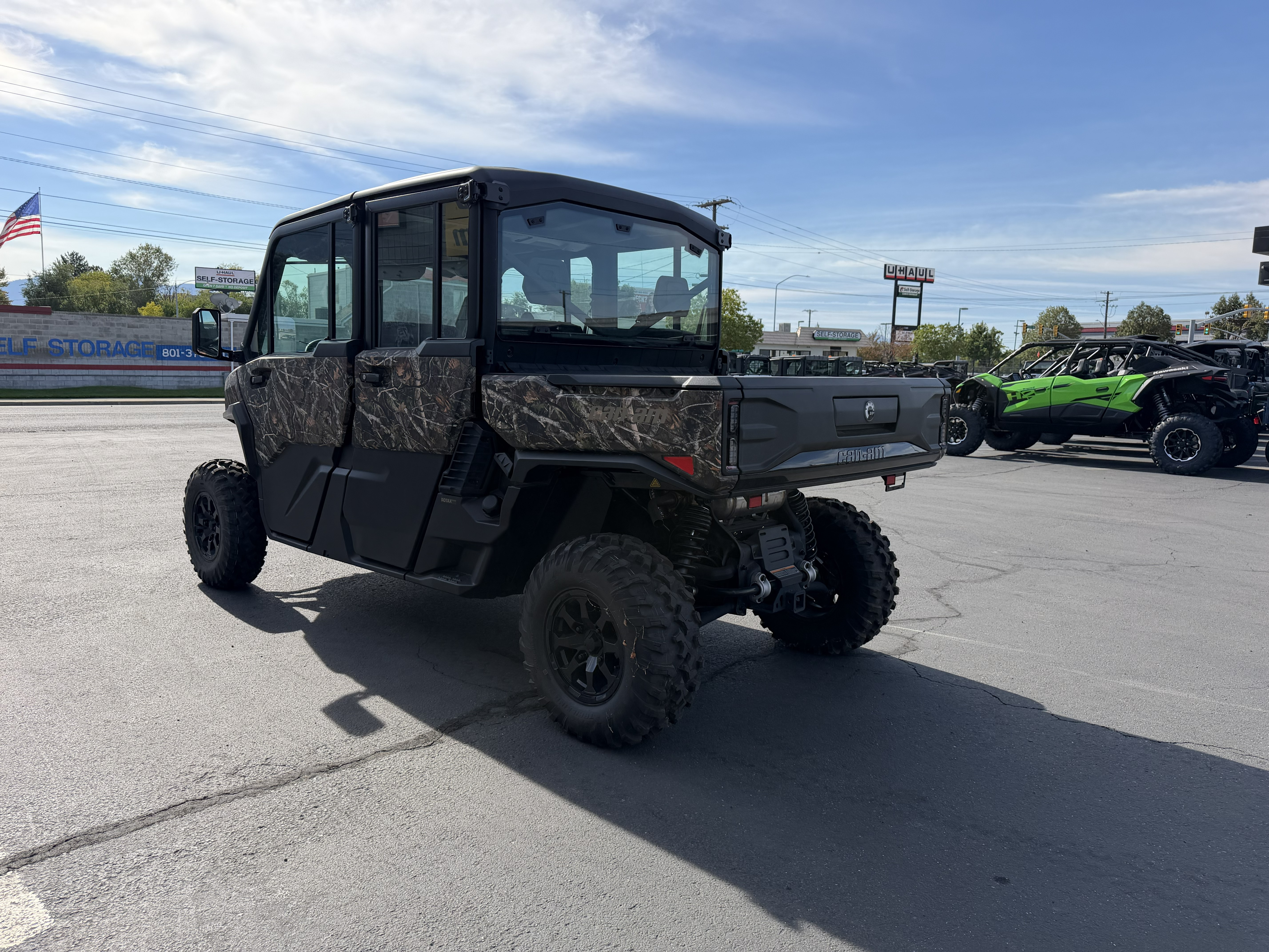 2026 Can-Am Defender MAX XT CAB HD11 UTV