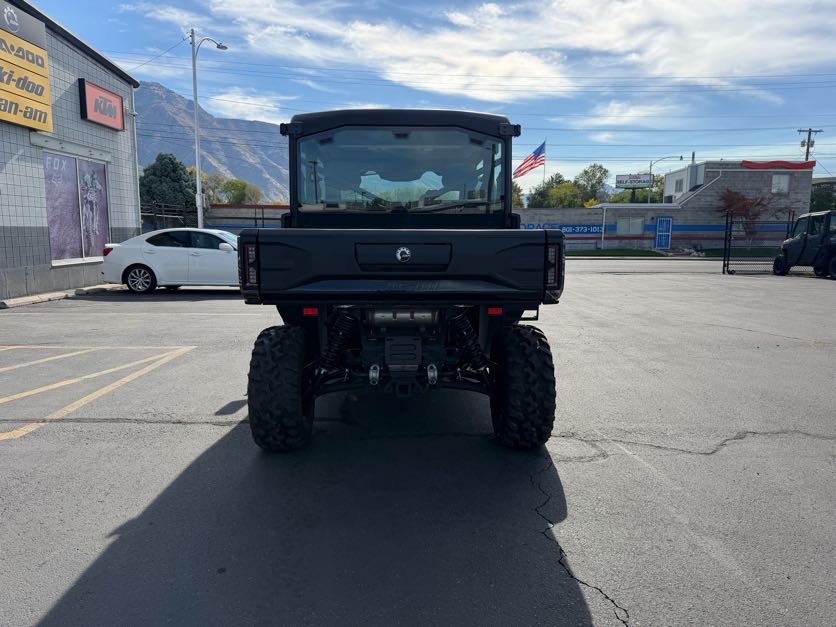 2026 Can-Am Defender MAX XT CAB HD11 UTV