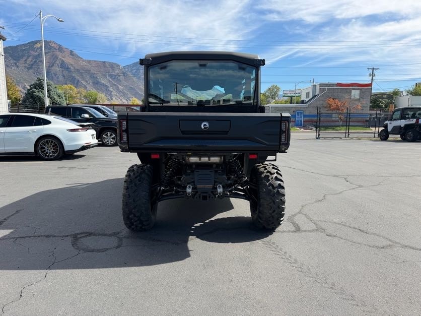 2026 Can-Am Defender MAX XT CAB HD11 UTV