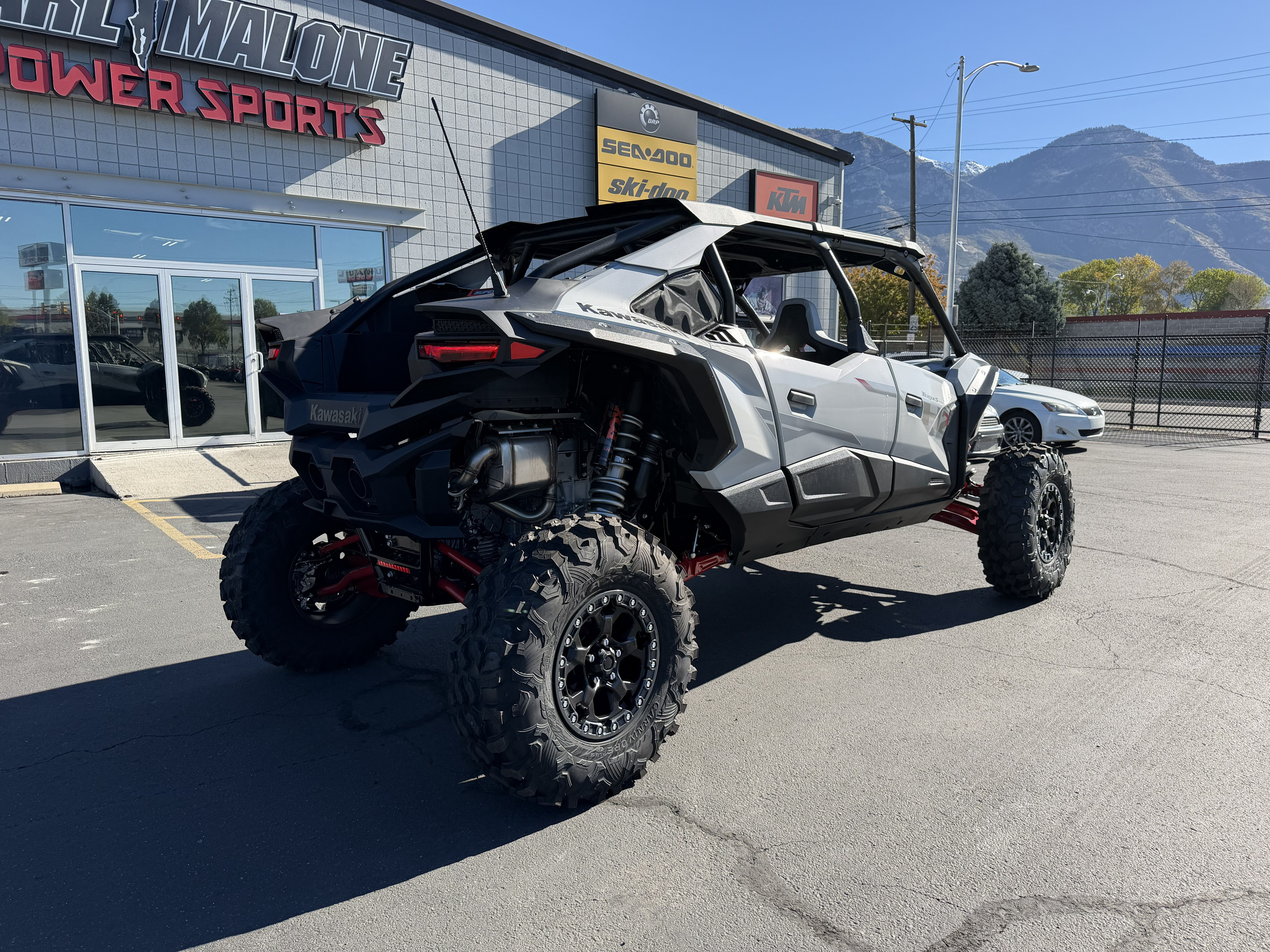 2026 Kawasaki TERYX 5 H2 Deluxe eS UTV