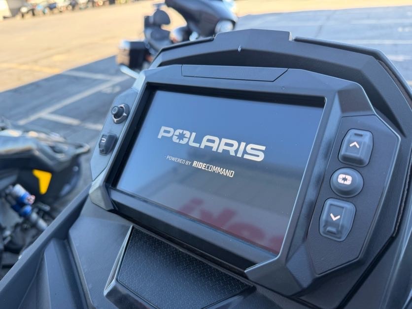 2026 POLARIS RMK Khaos 155 Patriot Boost SNOWMOBILE