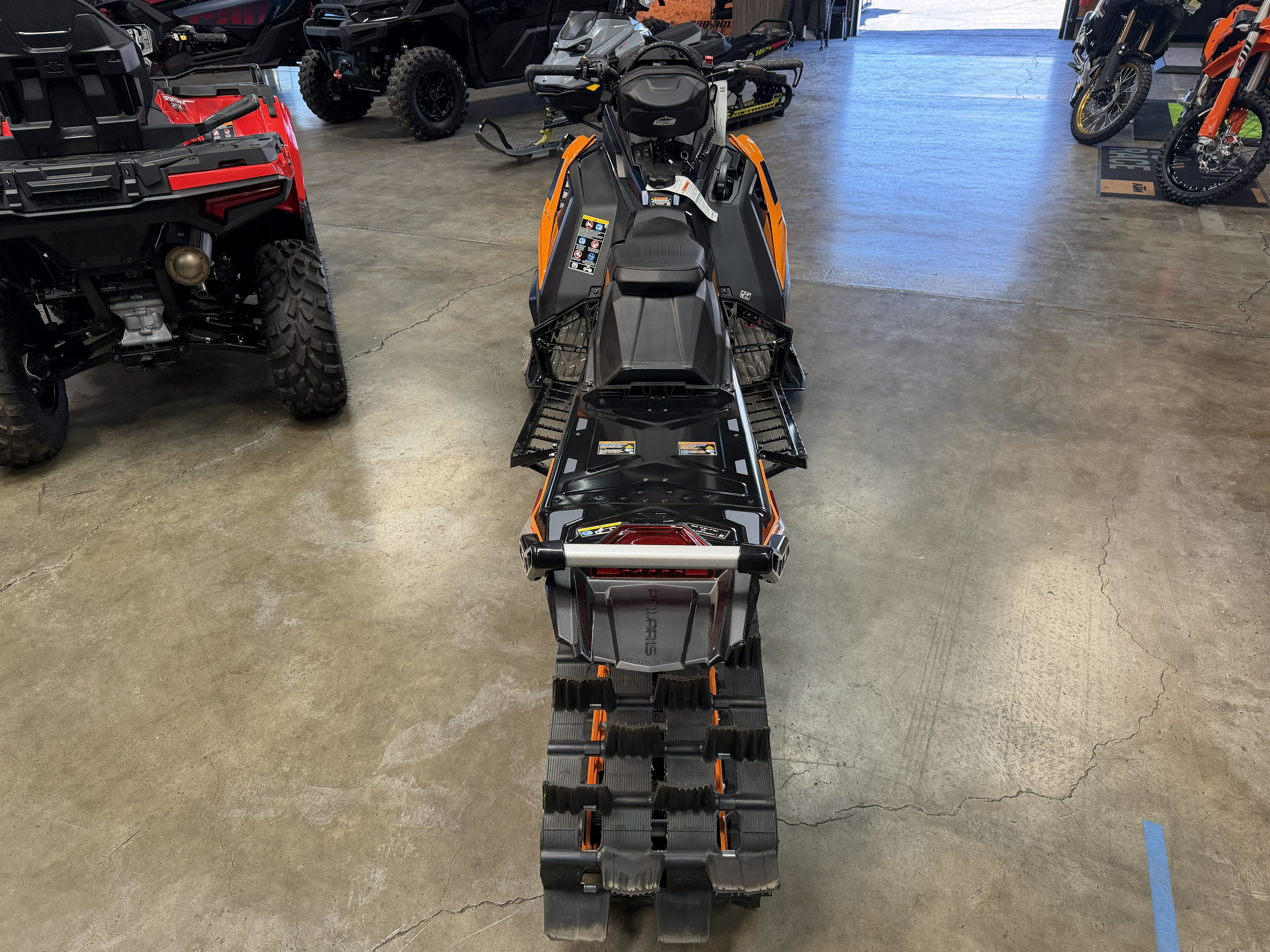 2026 POLARIS SNO-26 BST RMK KHAOS 155 LE 3.25 Patriot Boost SNOWMOBILE
