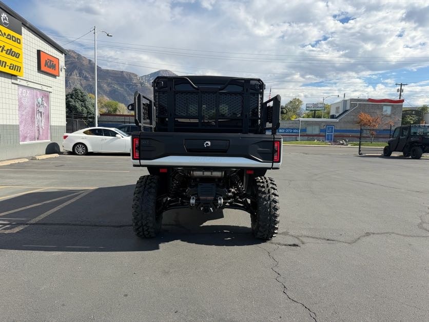 2027 CAN-AM Defender XU MAX Limited UTV