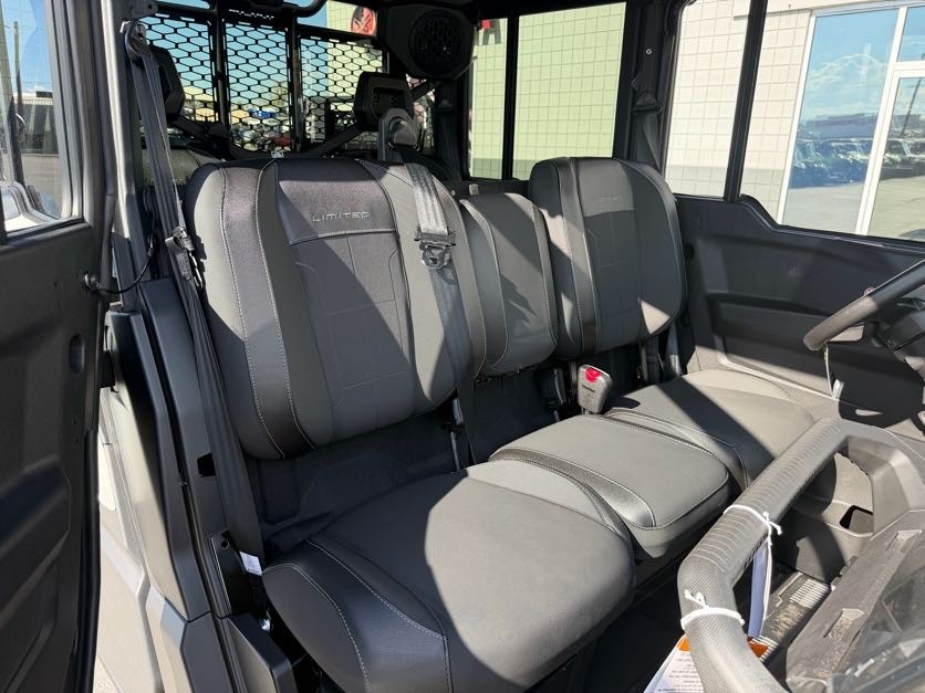 2027 CAN-AM Defender XU MAX Limited UTV