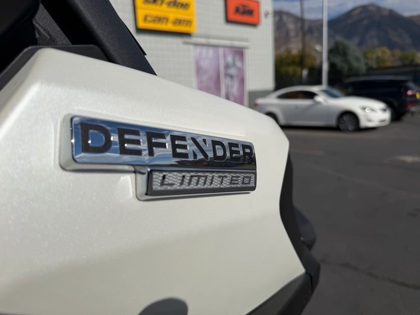 2027 CAN-AM Defender XU MAX Limited UTV