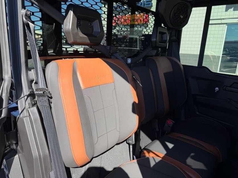 2027 CAN-AM Defender XU MAX LONE STAR CAB UTV