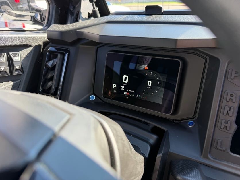 2027 CAN-AM Defender XU MAX LONE STAR CAB UTV