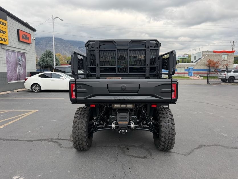 2027 CAN-AM Defender XU MAX LONE STAR CAB UTV