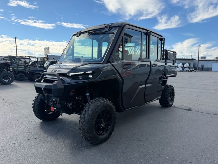 2027 CAN-AM Defender XU MAX XT CAB UTV